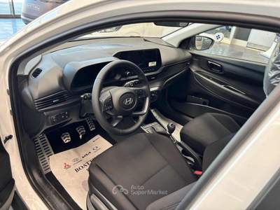 Hyundai Bayon 1200 BENZINA XLINE Bianco usata Pesaro