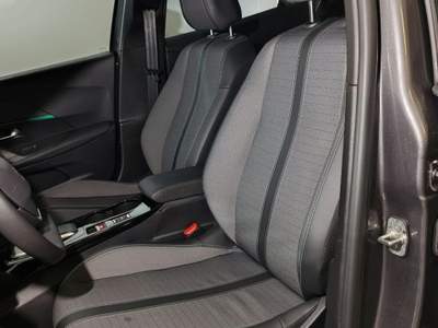 Peugeot 2008 1.2 130cv Allure EAT8 + Navi + Camera Grigio usata Torino