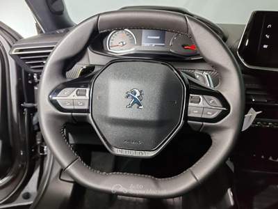 Peugeot 2008 1.2 130cv Allure EAT8 + Navi + Camera Grigio usata Torino
