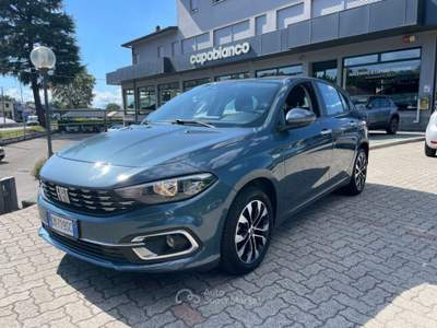 Fiat Tipo 1.5 Hybrid DCT 5 porte City Cross Blu/Azzurro usata Arsago Seprio