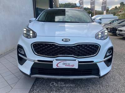 Kia Sportage 1.6 CRDI 136 CV 2WD Mild Hybrid Style Bianco usata Grottammare