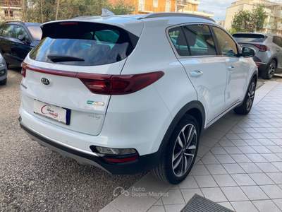Kia Sportage 1.6 CRDI 136 CV 2WD Mild Hybrid Style Bianco usata Grottammare
