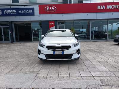 Kia XCeed 1.0 TGDi GPL Urban Bianco usata Grottammare