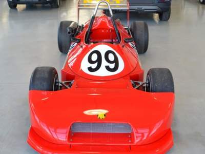 Toyota Land Cruiser Ralt RT1 Formula 3 Rosso usata Sona