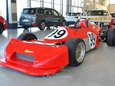 Toyota Land Cruiser Ralt RT1 Formula 3 Rosso usata Sona