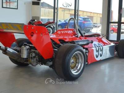 Toyota Land Cruiser Ralt RT1 Formula 3 Rosso usata Sona