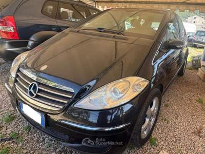 Mercedes-Benz Classe A 180 CDI Avantgarde Nero usata ANGRI
