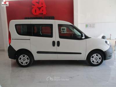 Fiat Doblò cargo combi 1.3 m.jet 16V N1 95CV Bianco usata Vittoria