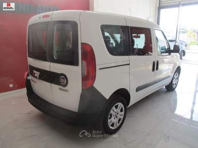 Fiat Doblò cargo combi 1.3 m.jet 16V N1 95CV Bianco usata Vittoria