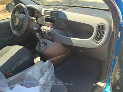 Fiat Panda FireFly 70cv Hybrid Km0 Blu/Azzurro usata Monopoli