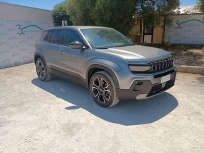Jeep Avenger 100 CV Summit Grigio usata Monopoli