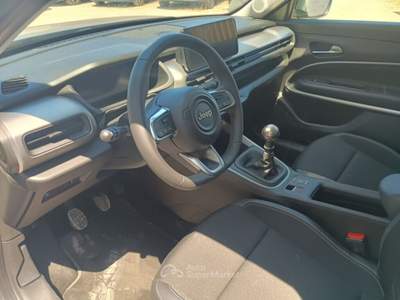 Jeep Avenger 100 CV Summit Grigio usata Monopoli