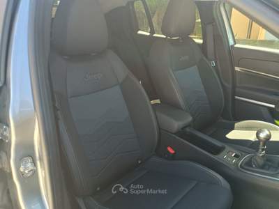Jeep Avenger 100 CV Summit Grigio usata Monopoli