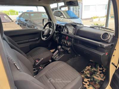 Suzuki Jimny 1.5 AT Top 4wd 4 posti ( Auto/Navi/Xeno/Ridotte) Beige usata Castellaneta
