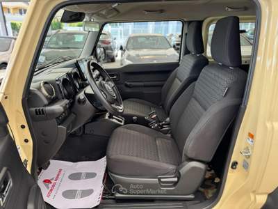 Suzuki Jimny 1.5 AT Top 4wd 4 posti ( Auto/Navi/Xeno/Ridotte) Beige usata Castellaneta