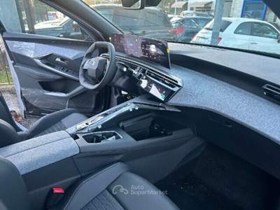 Peugeot 3008 3008 Hybrid 145 e-DCS6 Allure Nero usata Bisuschio