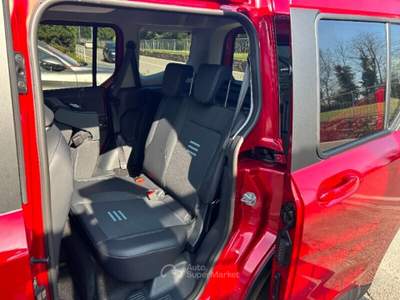 Ford Transit/Tourneo/Bus Tourneo Courier 1.0 EcoBoost Powershift Active Rosso usata Bisuschio