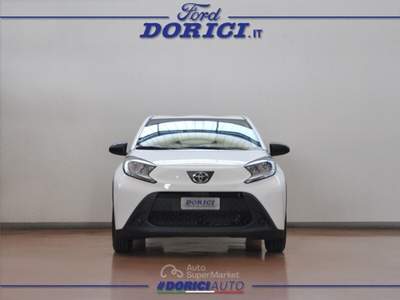 Toyota Aygo X Aygo X 1.0 VVT-i 72 CV 5 porte Active Bianco usata Credaro