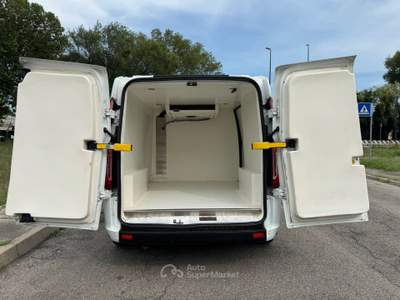Ford Transit Custom ISOTERMICO " F NAX "  CON FRIGO CARRIER XARIOS 200 M-R Bianco usata Venezia