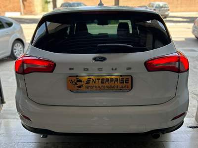 Ford Focus TENUTA DA AMATORE,NON FUMATORE,DA VETRINA!!! Bianco usata Cerignola