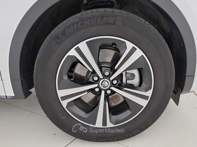 Jaguar E-Pace 2.0D I4 163 CV AWD Auto R-Dynamic S Bianco usata Reggio nell'Emilia