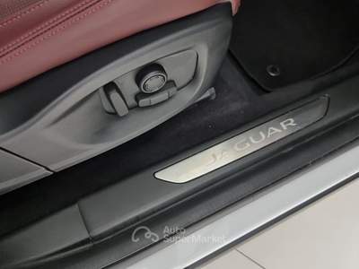 Jaguar E-Pace 2.0D I4 163 CV AWD Auto R-Dynamic S Bianco usata Reggio nell'Emilia