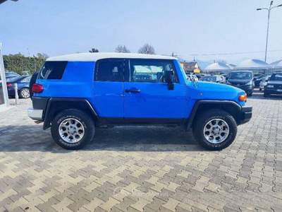Toyota FJ Cruiser 4.0 V6 A/T GPL 4WD Inseribili usata Montecchio Maggiore