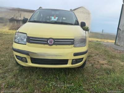 Fiat Panda Panda 1.4 Natural Power Classic Giallo usata GENOVA