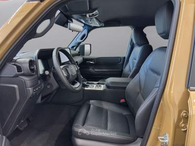 Toyota Land Cruiser Land Cruiser 2.8 d-4d Lounge awd auto Beige usata Cuneo