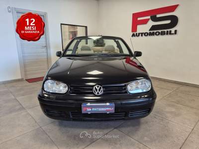 Volkswagen Golf Cabriolet 1.6 cat Karmann Nero usata Casalgrande