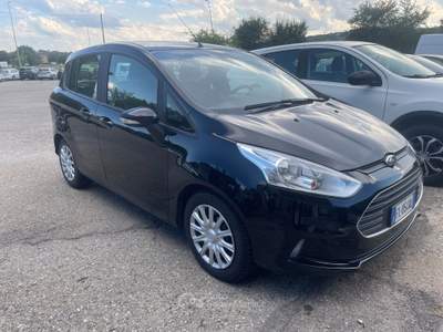 Ford B-Max Titanium Nero usata Casalgrande Ford B-Max Titanium Nero usata Casalgrande