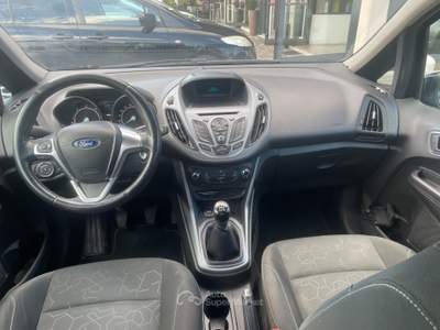 Ford B-Max Titanium Nero usata Casalgrande