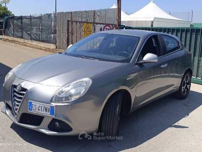 Alfa Romeo Giulietta vendo alfa romeo Giulietta 2013 Argento usata Bari