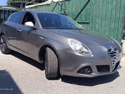Alfa Romeo Giulietta vendo alfa romeo Giulietta 2013 Argento usata Bari