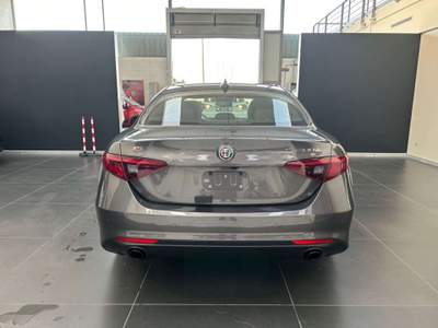 Alfa Romeo Giulia Giulia 2.2 t  Ti Q4 210 cv auto Grigio usata Vercelli