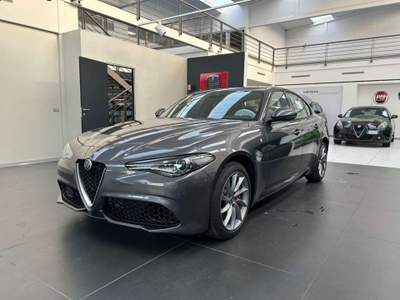 Alfa Romeo Giulia Giulia 2.2 t  Ti Q4 210 cv auto Grigio usata Vercelli