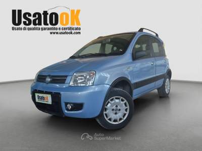 Fiat Panda Panda 1.2 4x4 Climbing INARRESTABILE 4X4 Blu/Azzurro usata AVIGLIANA