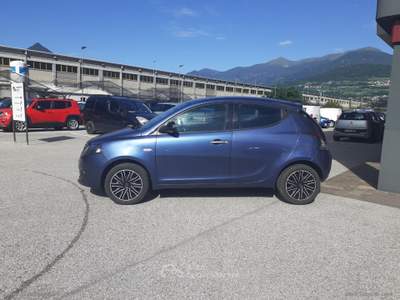 Lancia Ypsilon Ypsilon 1.0 FireFly 5p.S&S Hybryd Gold Blu/Azzurro usata Scurelle