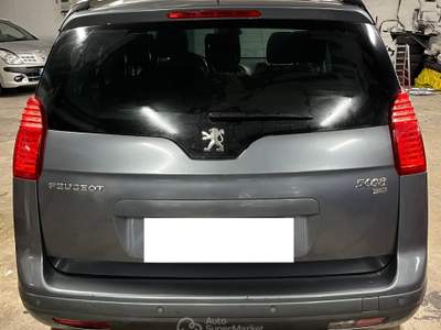 Peugeot 5008 1.6 HDI - CAMBIO AUTOMATICO - 7 POSTI - 112 CV Grigio usata Varese