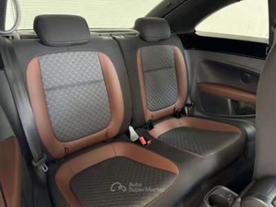 Volkswagen Maggiolino Maggiolino 1.2 tsi Design 105cv usata Ciserano
