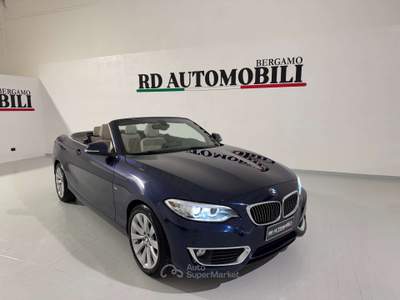 BMW Serie 2 220d 220 220d Cabrio Luxury AVENTE 64.000 KM Blu/Azzurro usata Ciserano