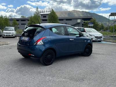 Lancia Ypsilon 1.0 FireFly 5p S&S Hybrid Silver Blu/Azzurro usata Lauria
