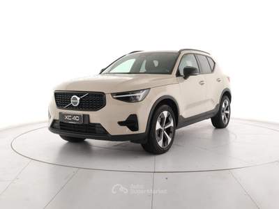Volvo XC40 B3 automatico Plus Dark - Autocarro Beige usata Modena