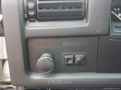 BMW Serie 3 320i 320i Cabrio L RATE AUTO MOTO SCOOTER Grigio usata MARINO