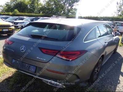 Mercedes-Benz CLA CLA 220 d Aut. Shooting Brake Business Argento usata Lucugnano