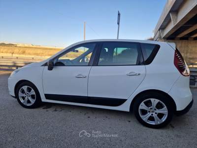 Renault Scénic Scenic Scénic XMod 1.5 dCi 110CV Start&Stop Live Bianco usata Gravina in Puglia