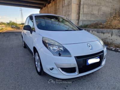 Renault Scénic Scenic Scénic XMod 1.5 dCi 110CV Start&Stop Live Bianco usata Gravina in Puglia