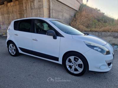Renault Scénic Scenic Scénic XMod 1.5 dCi 110CV Start&Stop Live Bianco usata Gravina in Puglia