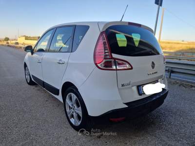 Renault Scénic Scenic Scénic XMod 1.5 dCi 110CV Start&Stop Live Bianco usata Gravina in Puglia