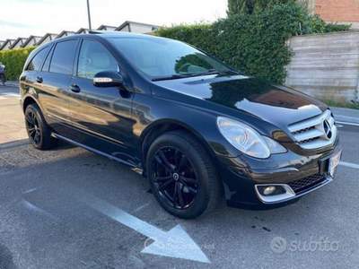 Mercedes-Benz Classe R R 350 cat 4Matic Sport usata Bologna